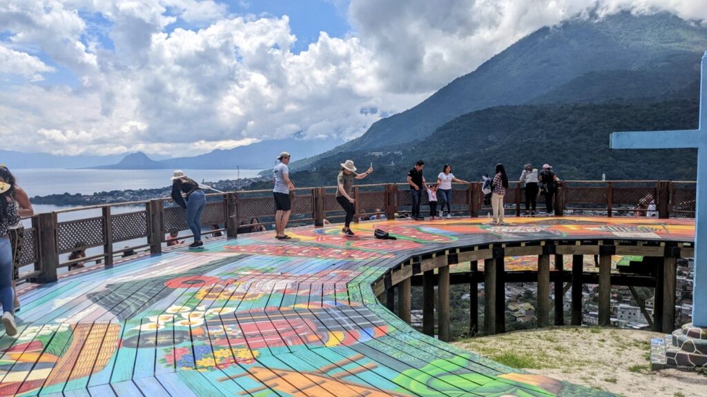 san juan la laguna two travel turtles