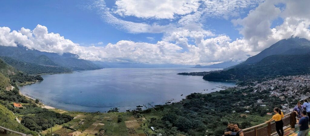 san juan la laguna two travel turtles