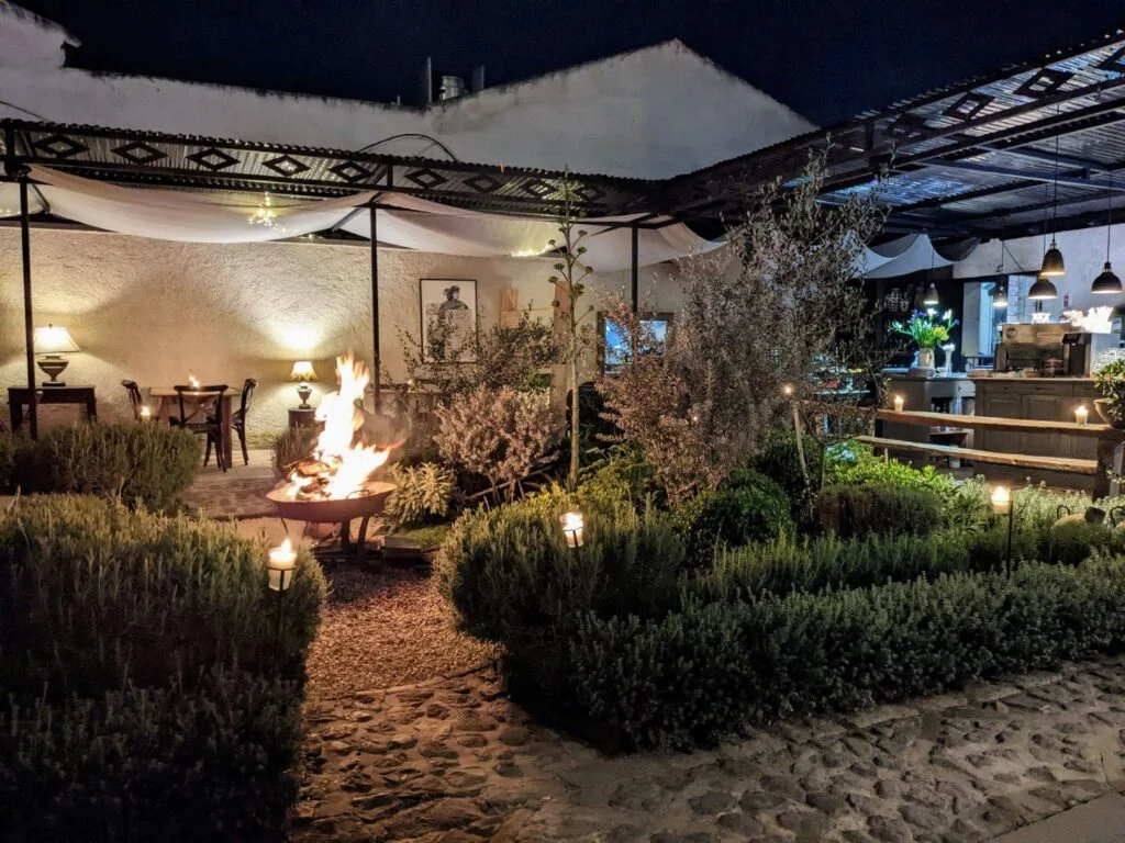 eat well on a budget in Guatemala two travel turtles