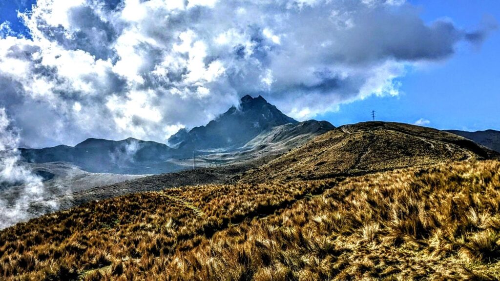 cumbre rucu pichincha hike two travel turtles