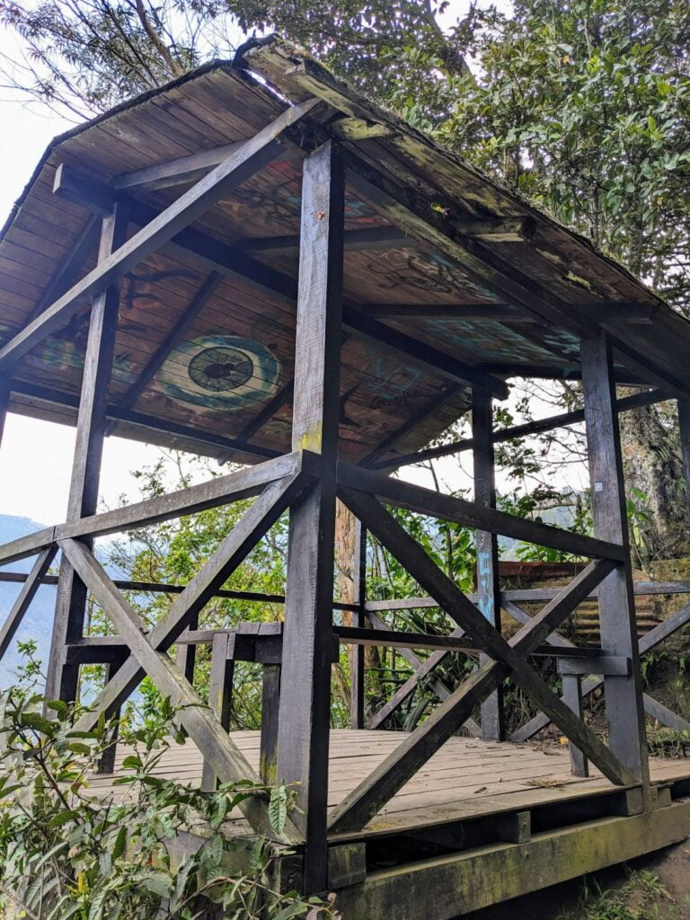 mirador hike in baños ecuador two travel turtles