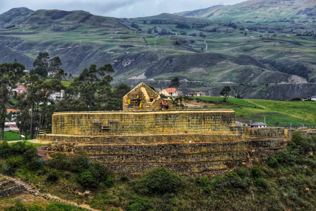 ingapirca ruins two travel turtles