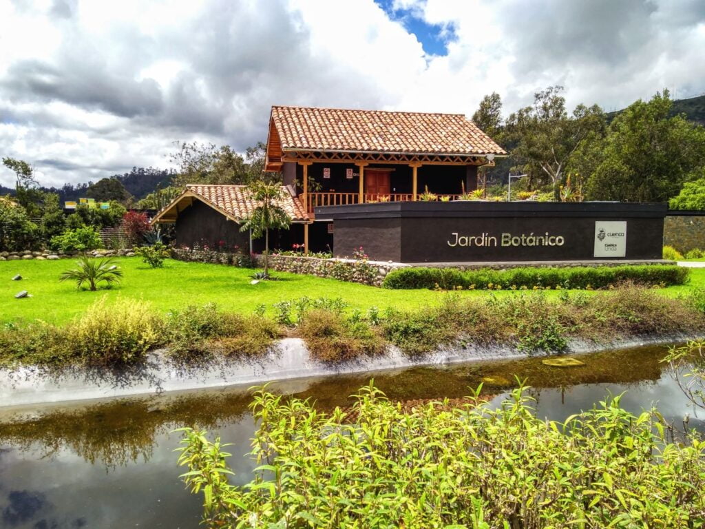life in cuenca ecuador two travel turtles