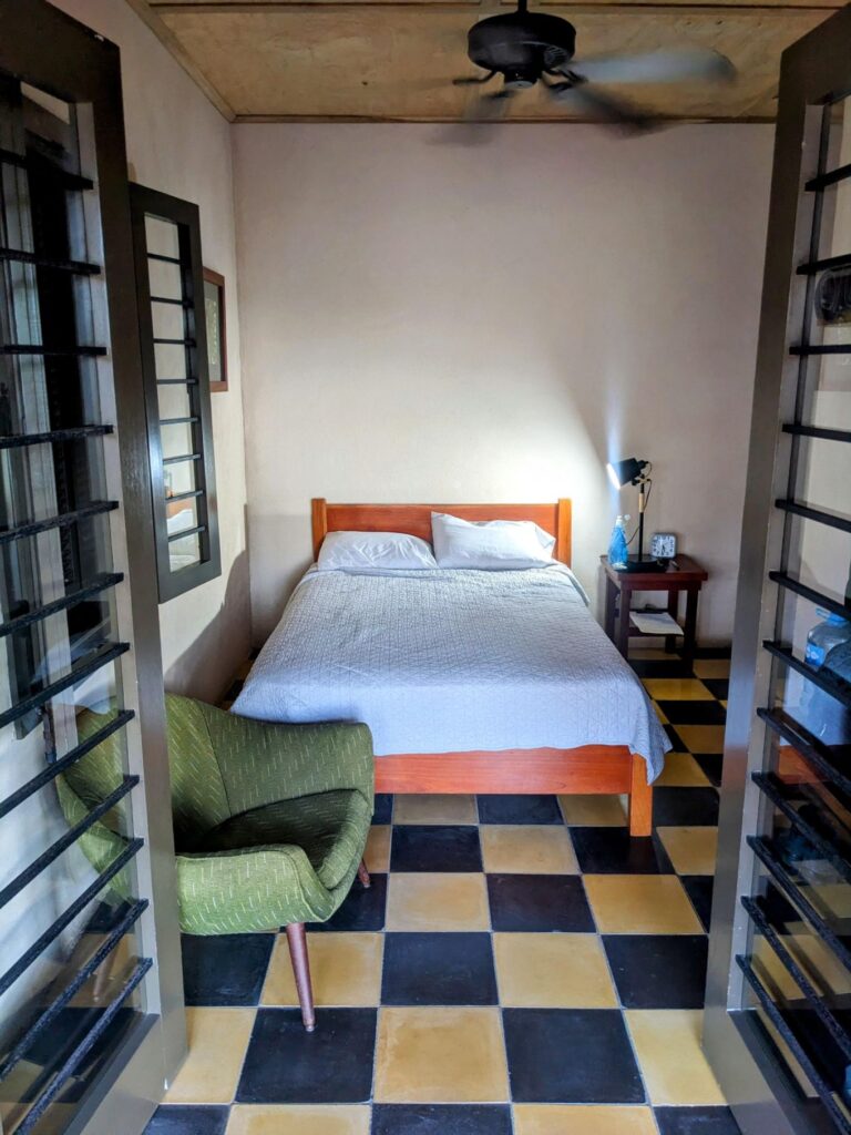 airbnb in pedasí two travel turtles