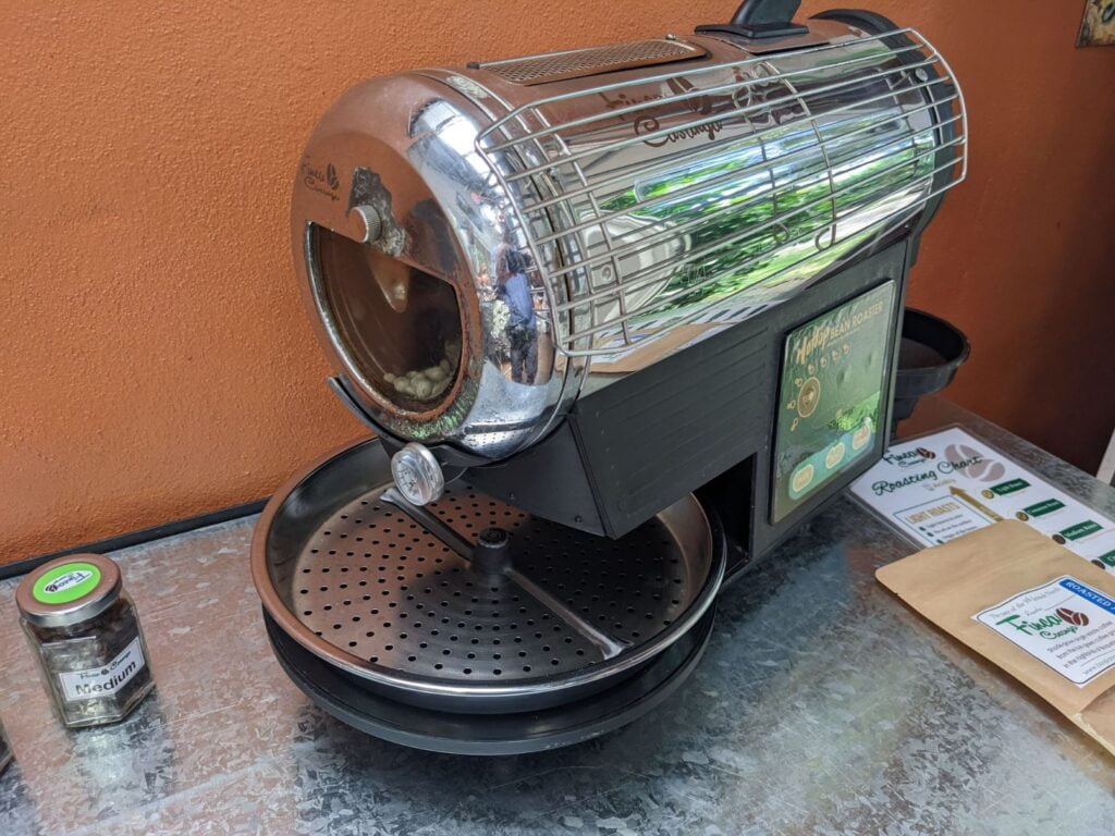 finca casanga coffee two travel turtles