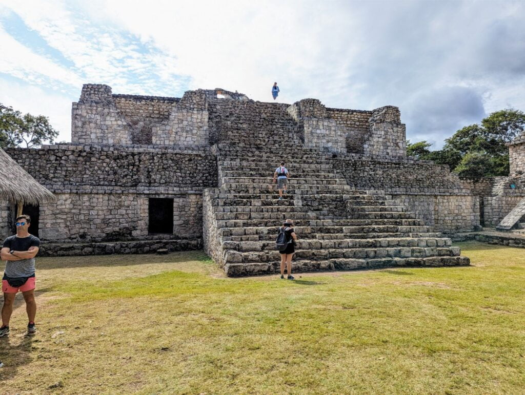 ek balam two travel turtles