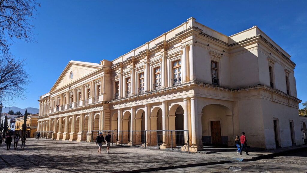 san cristobal de las casas two travel turtles