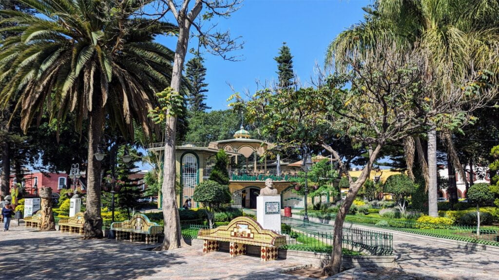 trip to atlixco two travel turtles