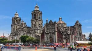 Mexico City - A City of Surprises and Contrasts mexico city two travel turtles