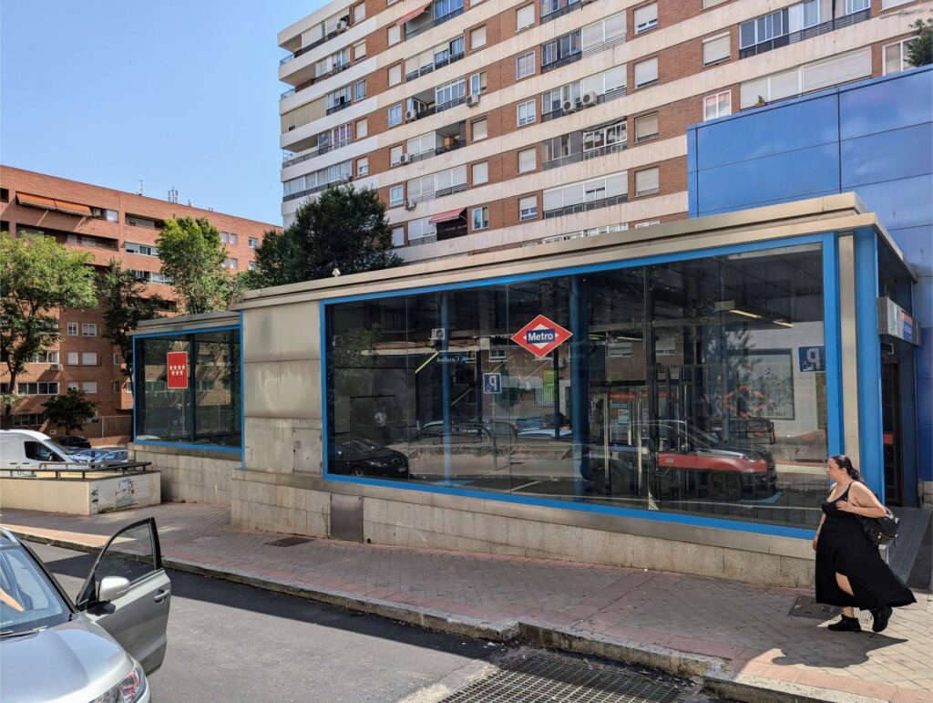 madrid on a budget two travel turtles