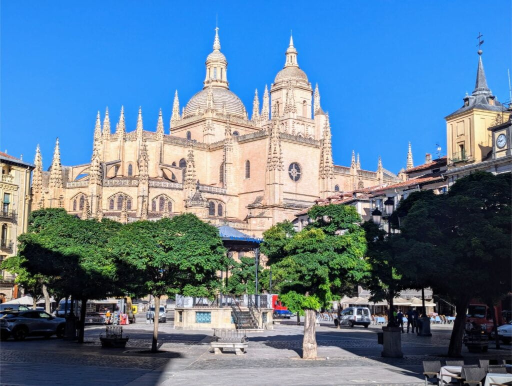 trip to segovia two travel turtles