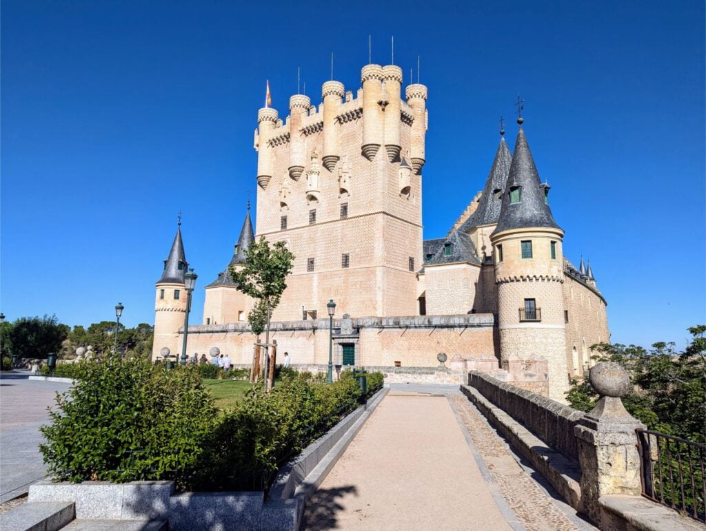 trip to segovia two travel turtles