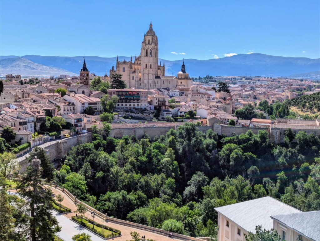 trip to segovia two travel turtles