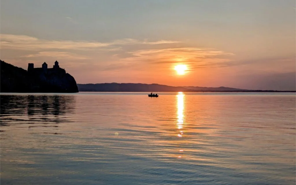 golubac fortress two travel turtles
