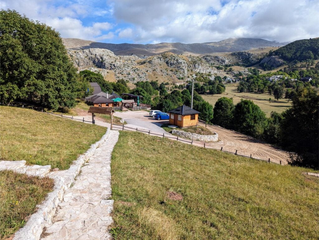 umoljani lukomir trail two travel turtles