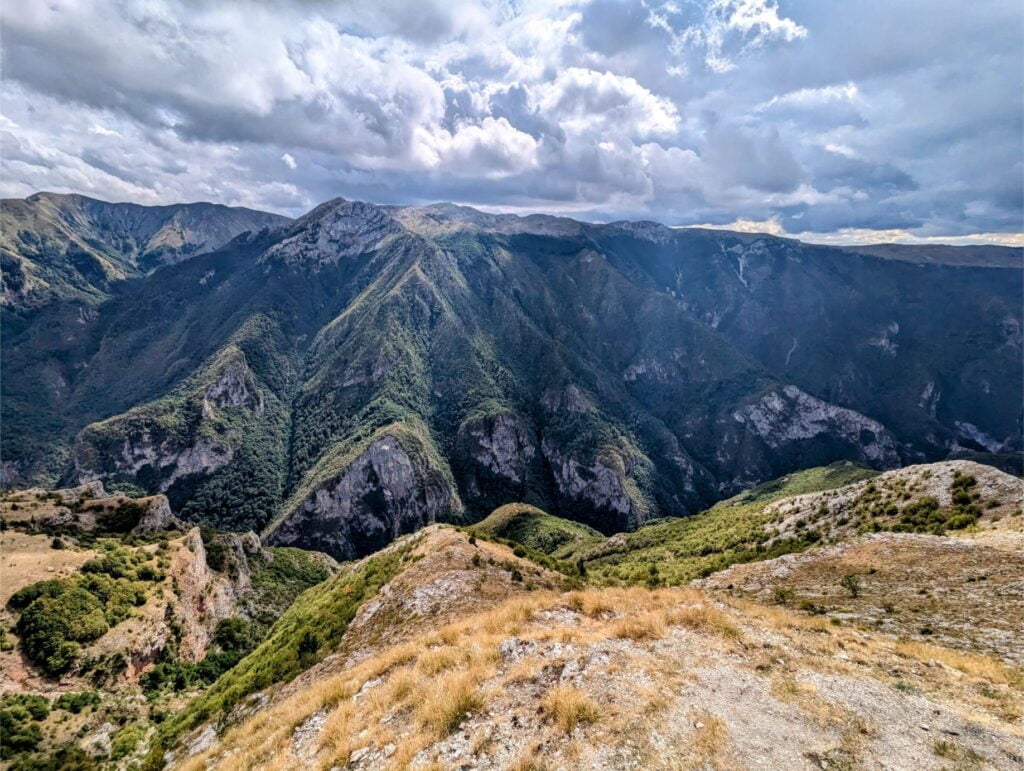 umoljani lukomir trail two travel turtles