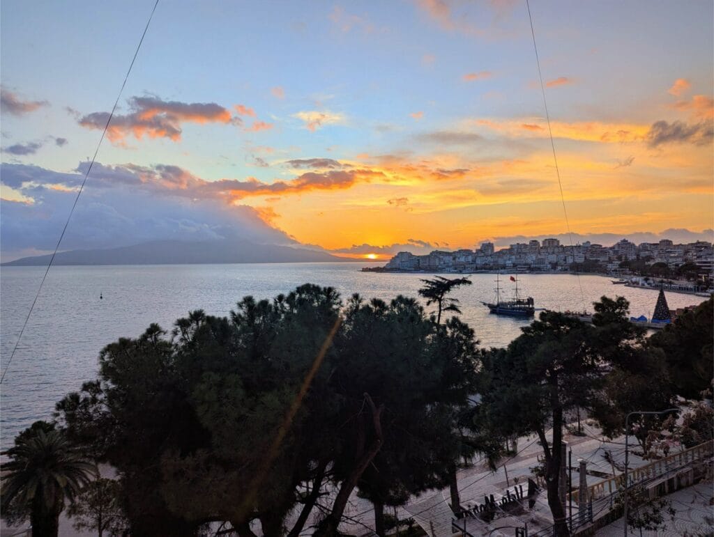 airbnb in sarande two travel turtles