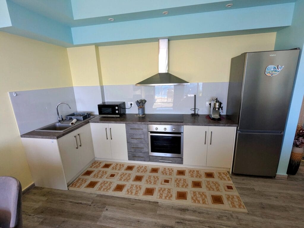 airbnb in sarande two travel turtles